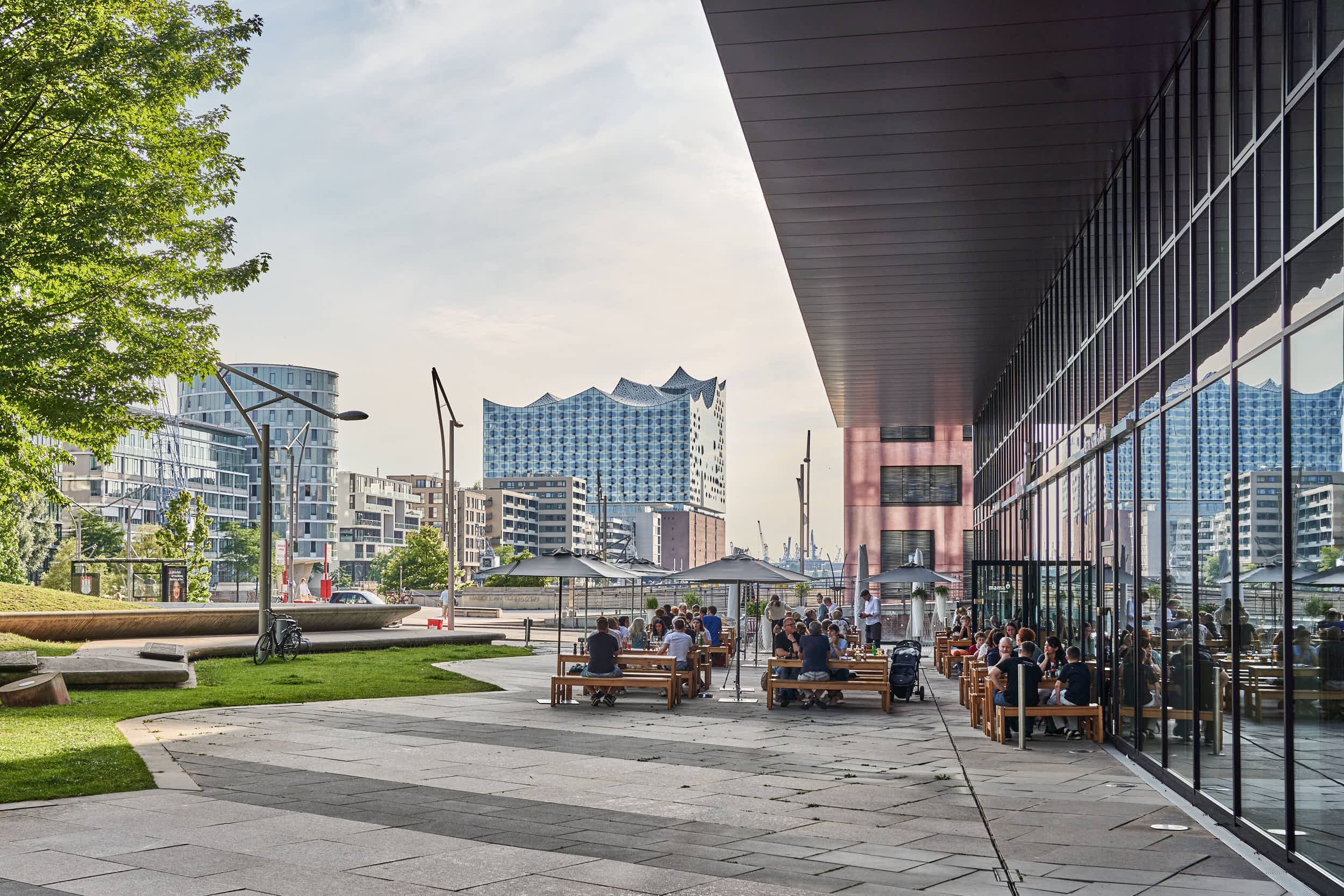 mama trattoria Terrasse an der Elbphilharmonie, Hamburg